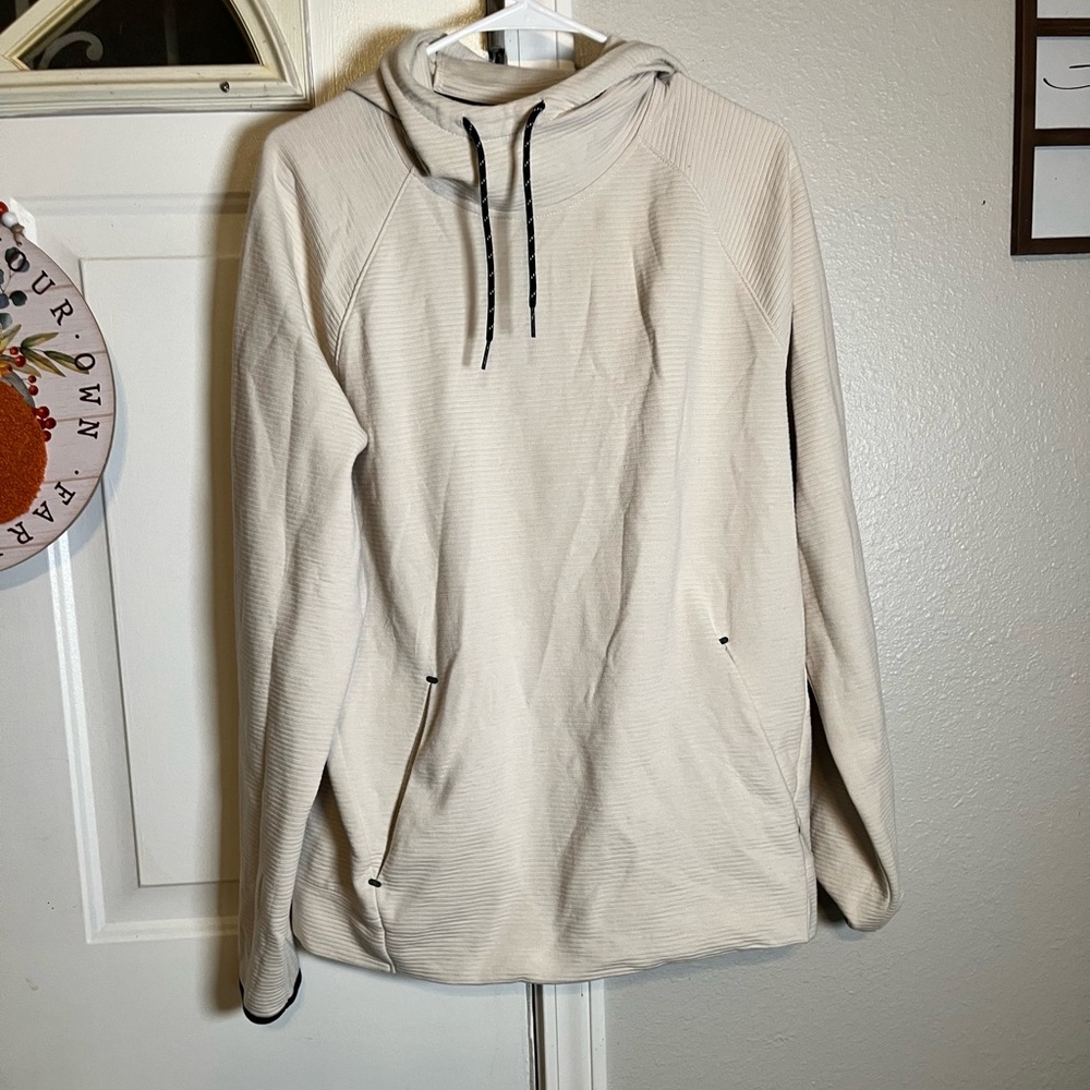 Old Navy Active Cream Dynamic Fleece Hoodie